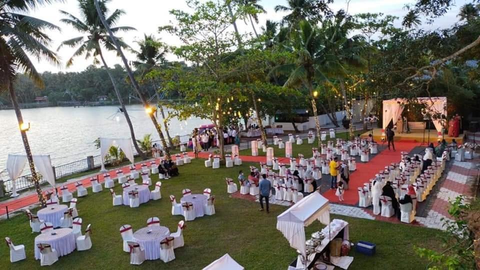 Ripples Backwater Resort, كولاّم المظهر الخارجي الصورة
