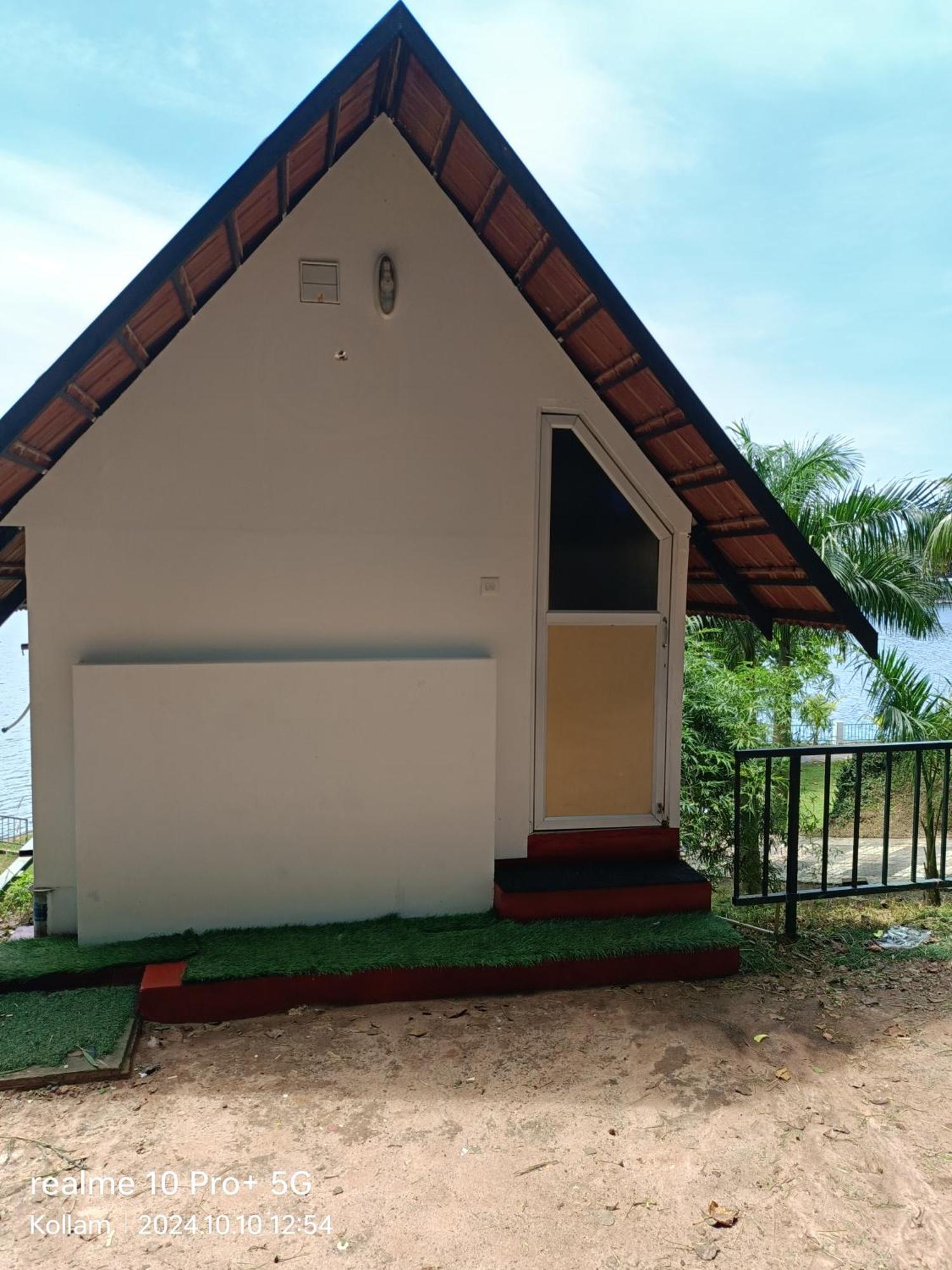 Ripples Backwater Resort, كولاّم المظهر الخارجي الصورة